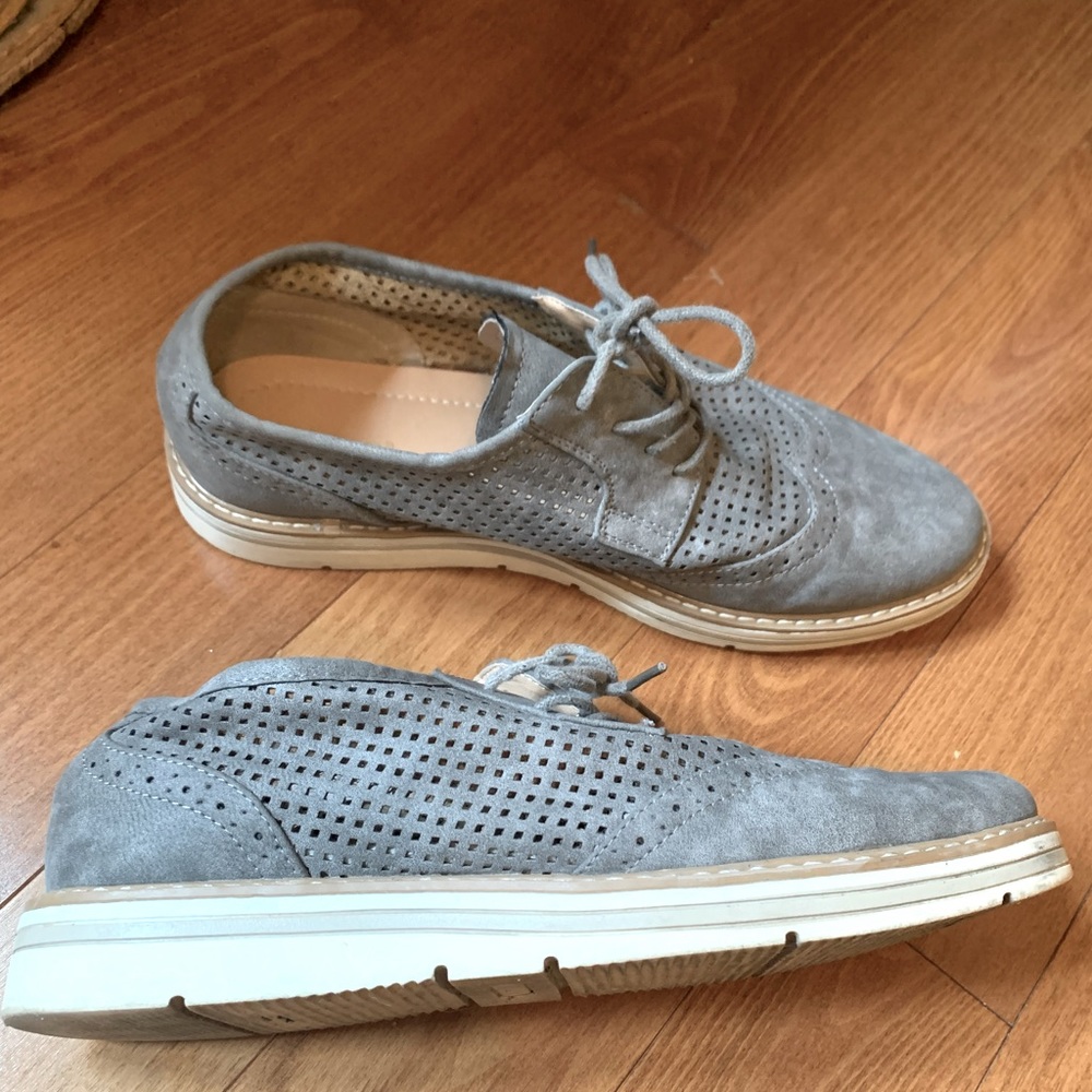 Grey Oxford Shoe